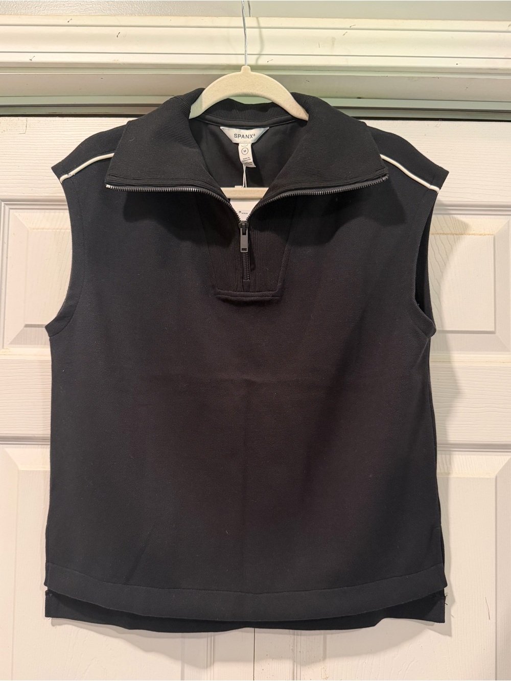Spanx Airpique Sleeveless Half Zip - Picture 5 of 6